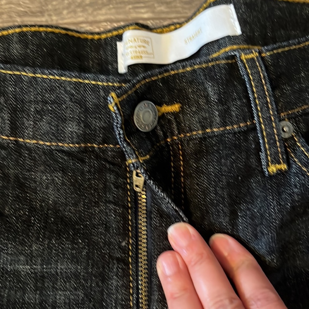 Signature Levi Strauss Gold Size 38 waist 30 length - Picture 4 of 9